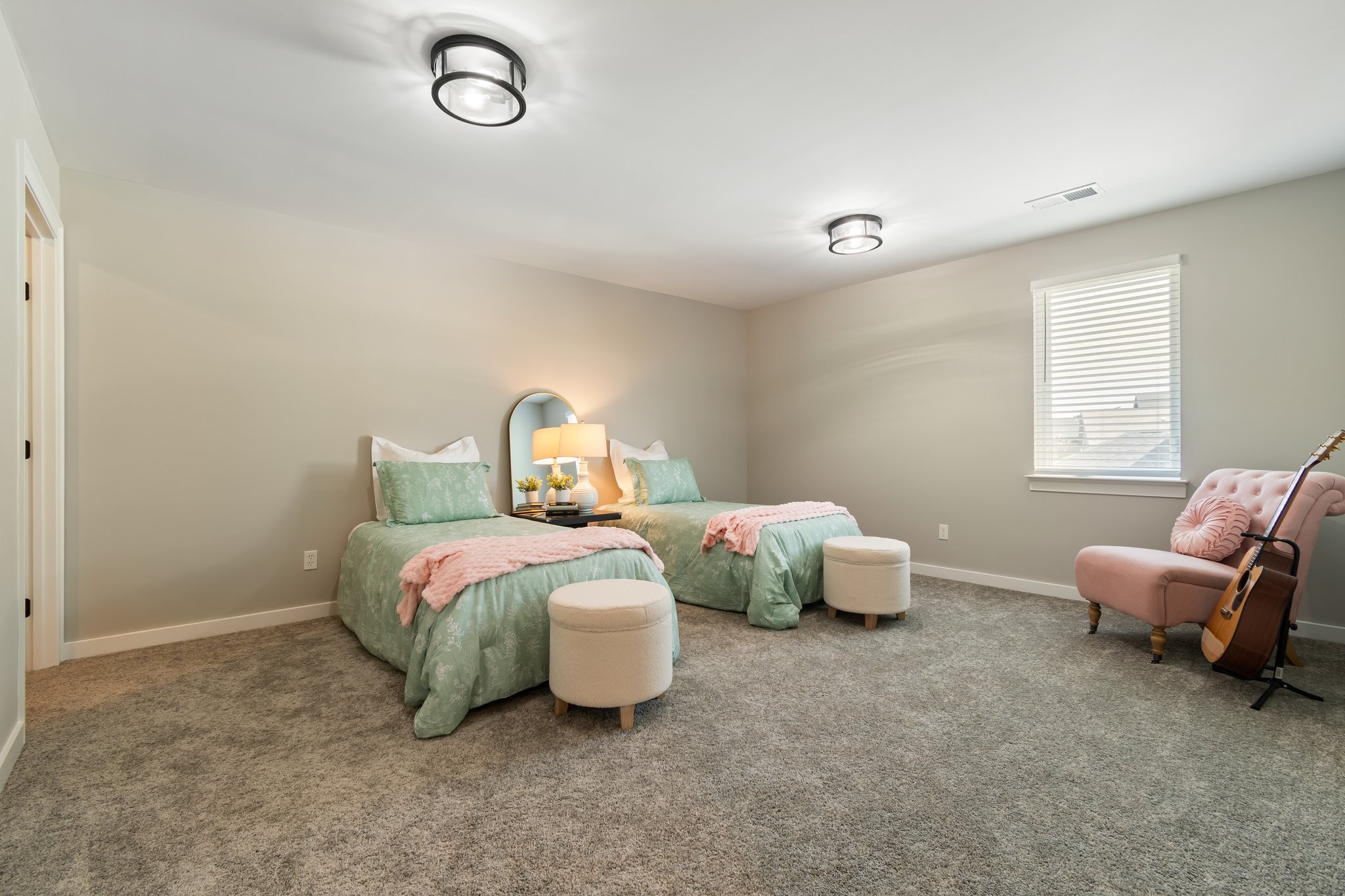 7533 Delancey Dr Property Photo 40