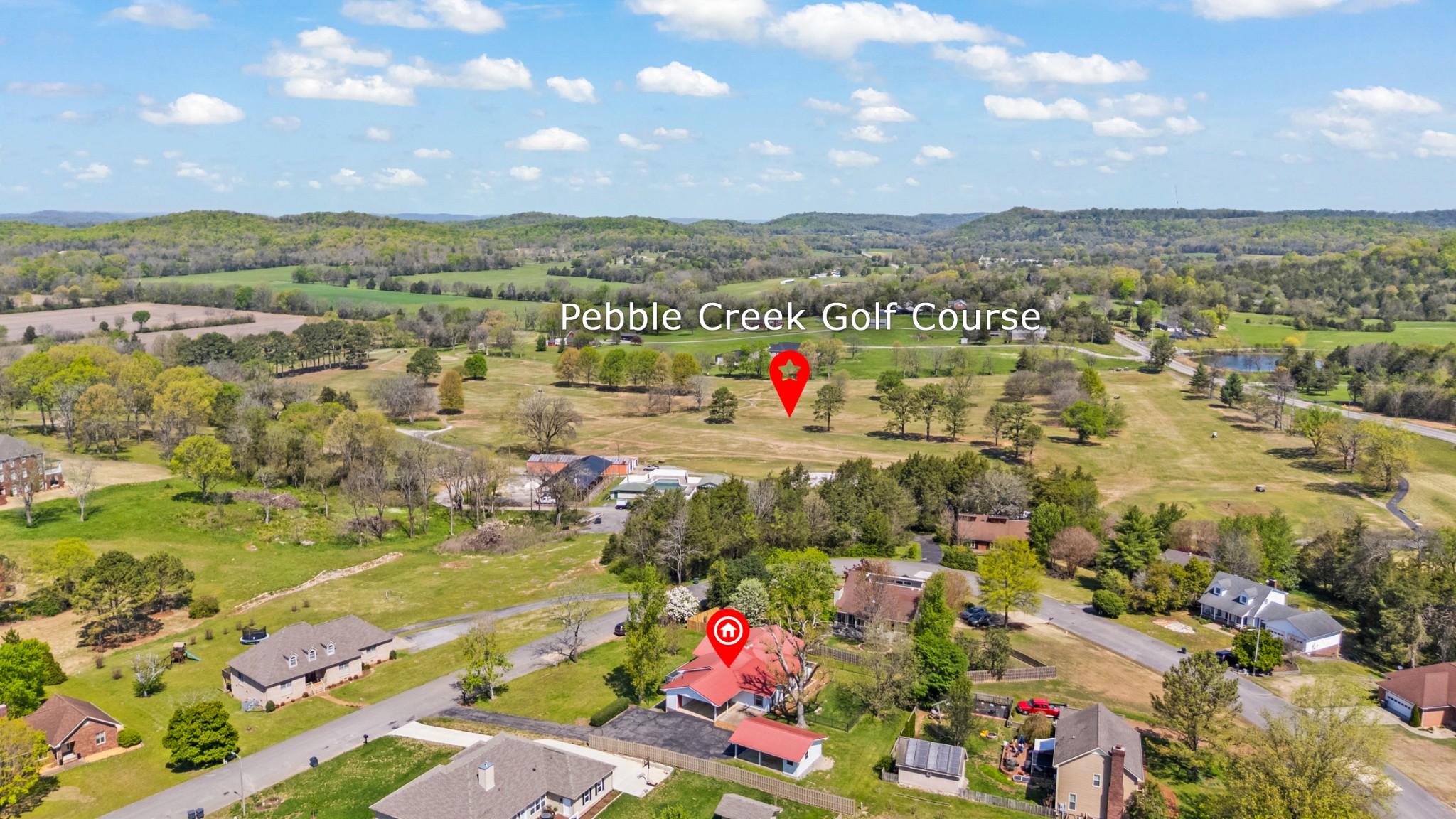 910 Greenview Dr Property Photo 3