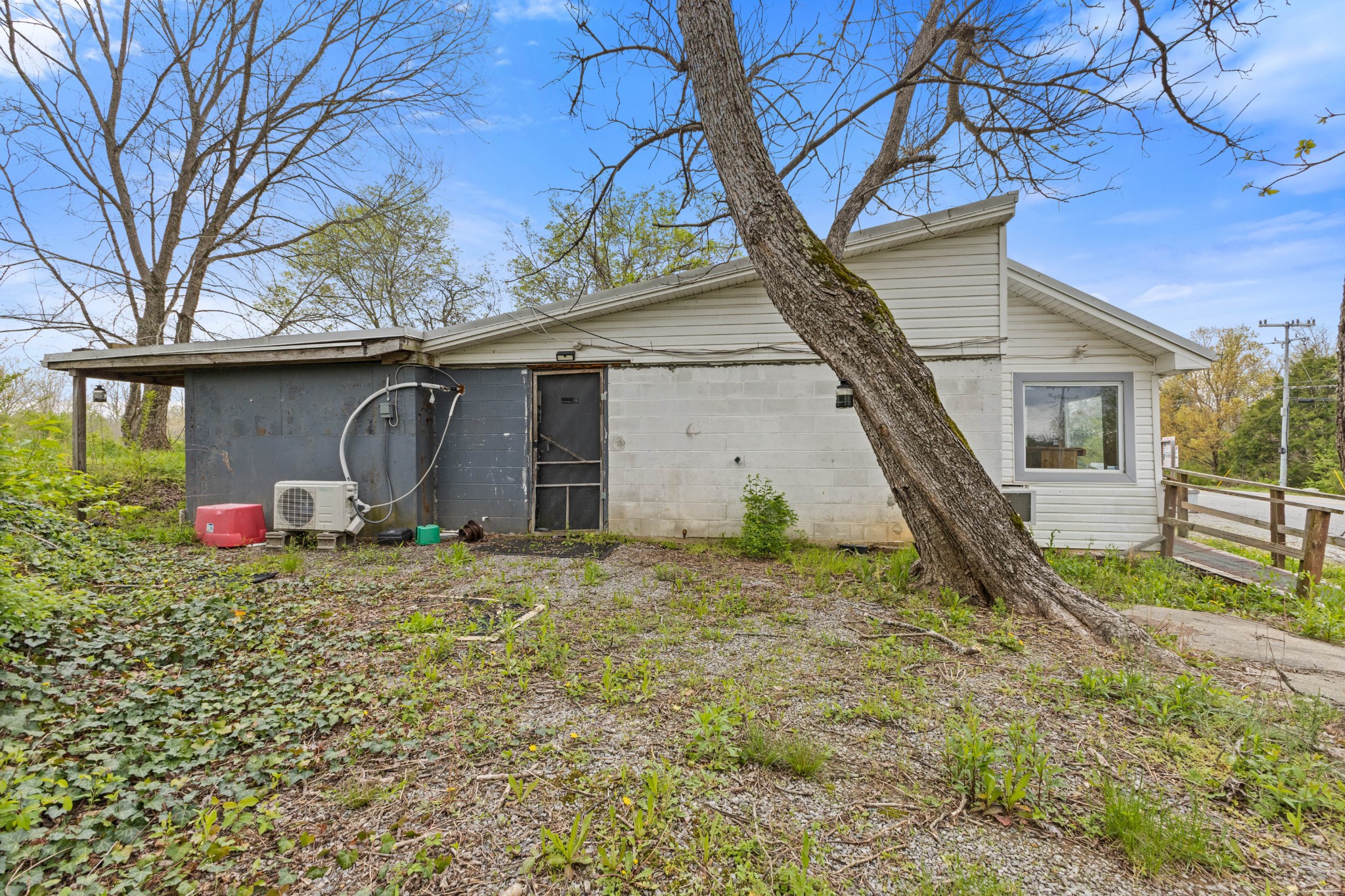 104 Bradley Dozier Rd Property Photo 27