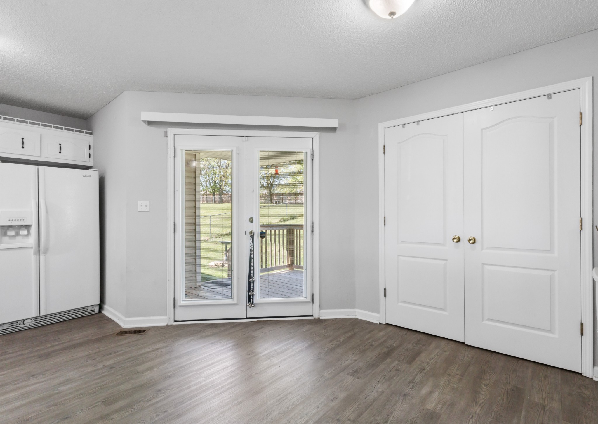 231 Golden Pond Ave Property Photo 14