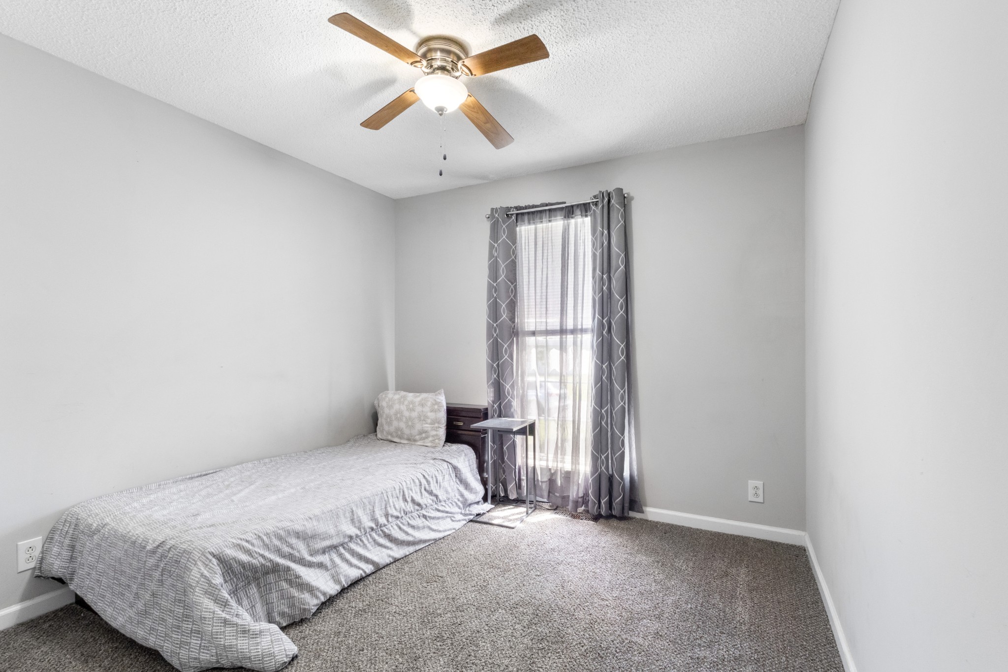 231 Golden Pond Ave Property Photo 20