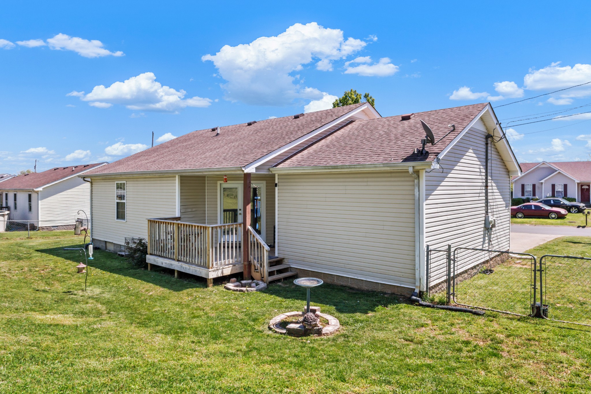 231 Golden Pond Ave Property Photo 24