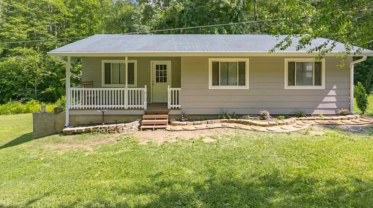 7459 Horn Tavern Rd Property Photo