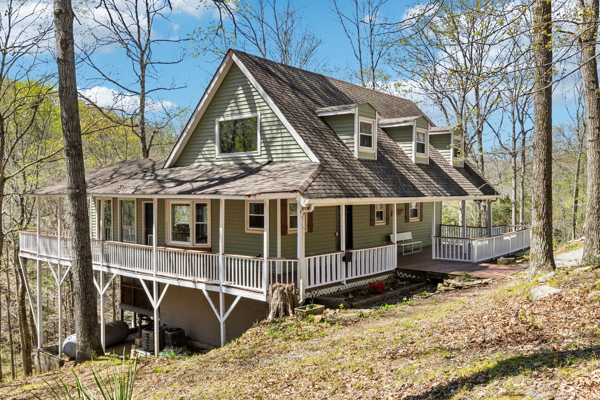 1062 Bills Ln Property Photo