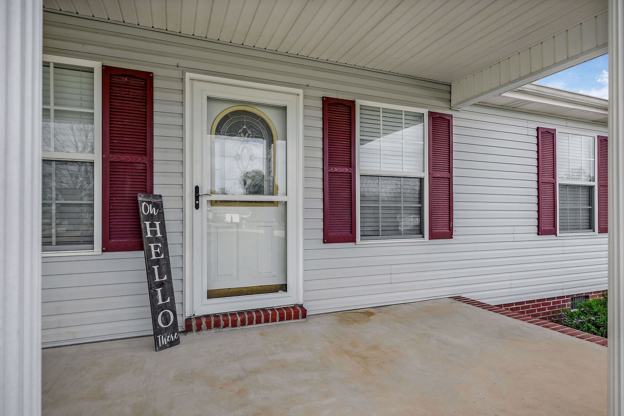 1925 Ike Adcock Rd Property Photo 3