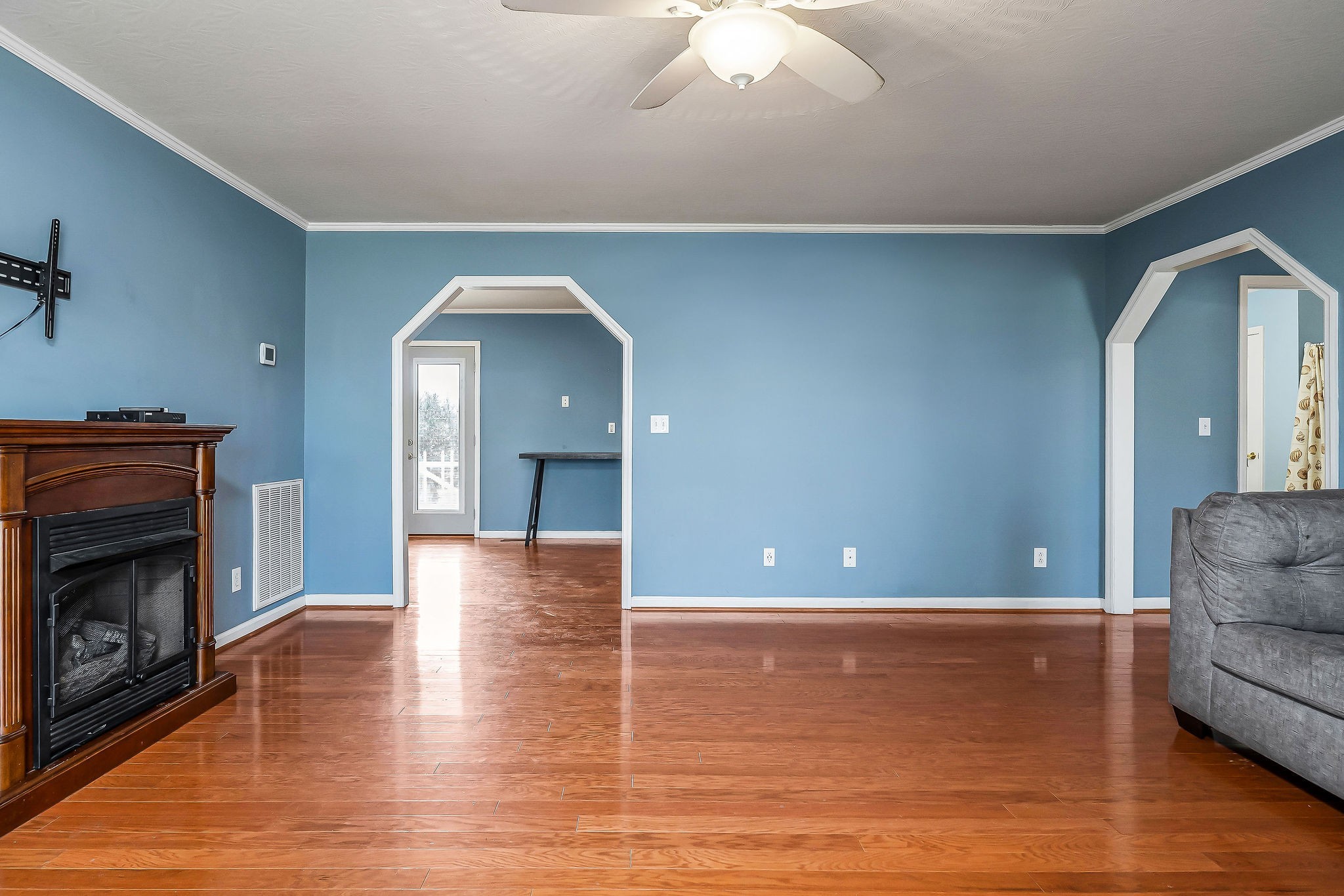 1925 Ike Adcock Rd Property Photo 5