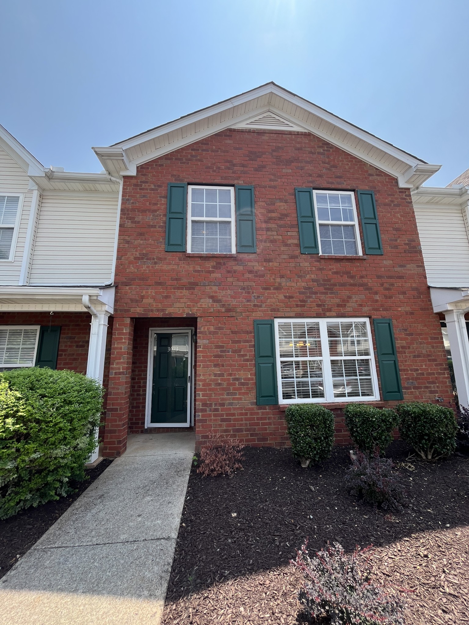 3023 London View Dr Property Photo 1