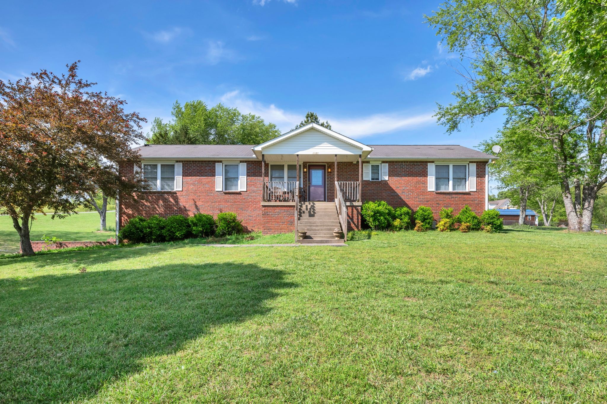 9036 Valley Dr Property Photo