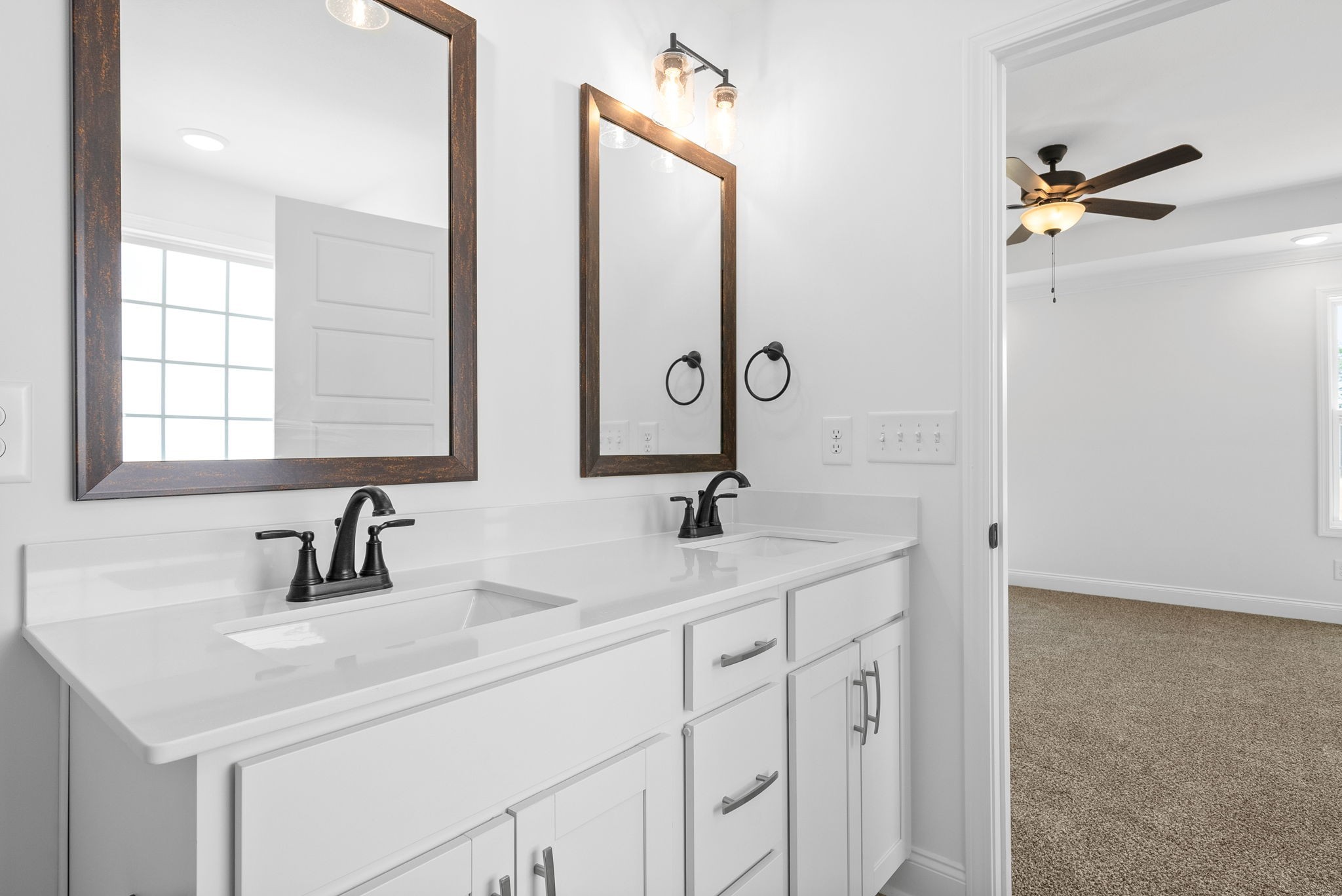 1233 Elizabeth Lane Property Photo 15