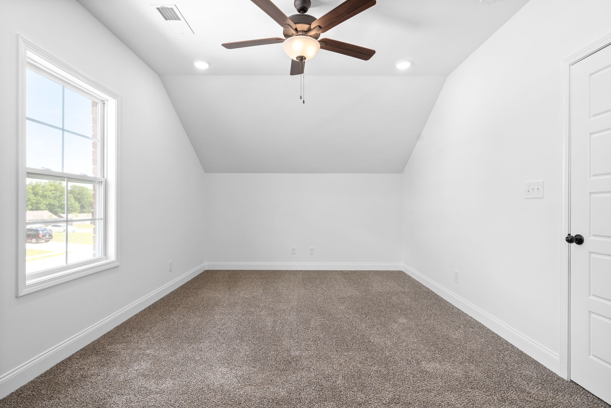 1233 Elizabeth Lane Property Photo 20