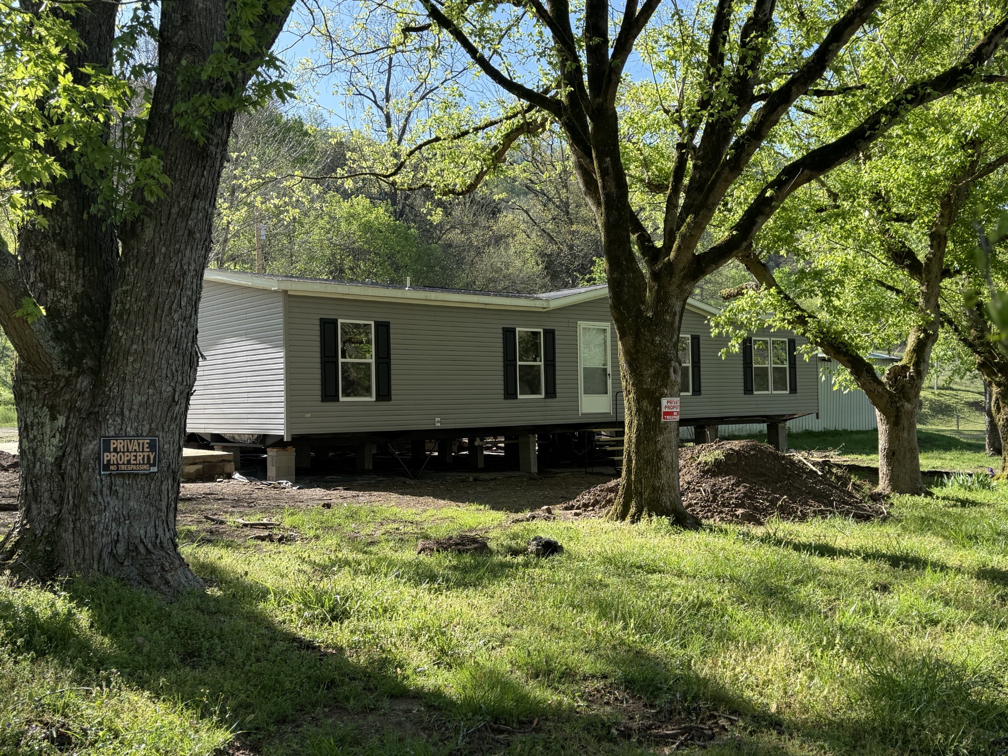2810 Lick Creek Rd Property Photo