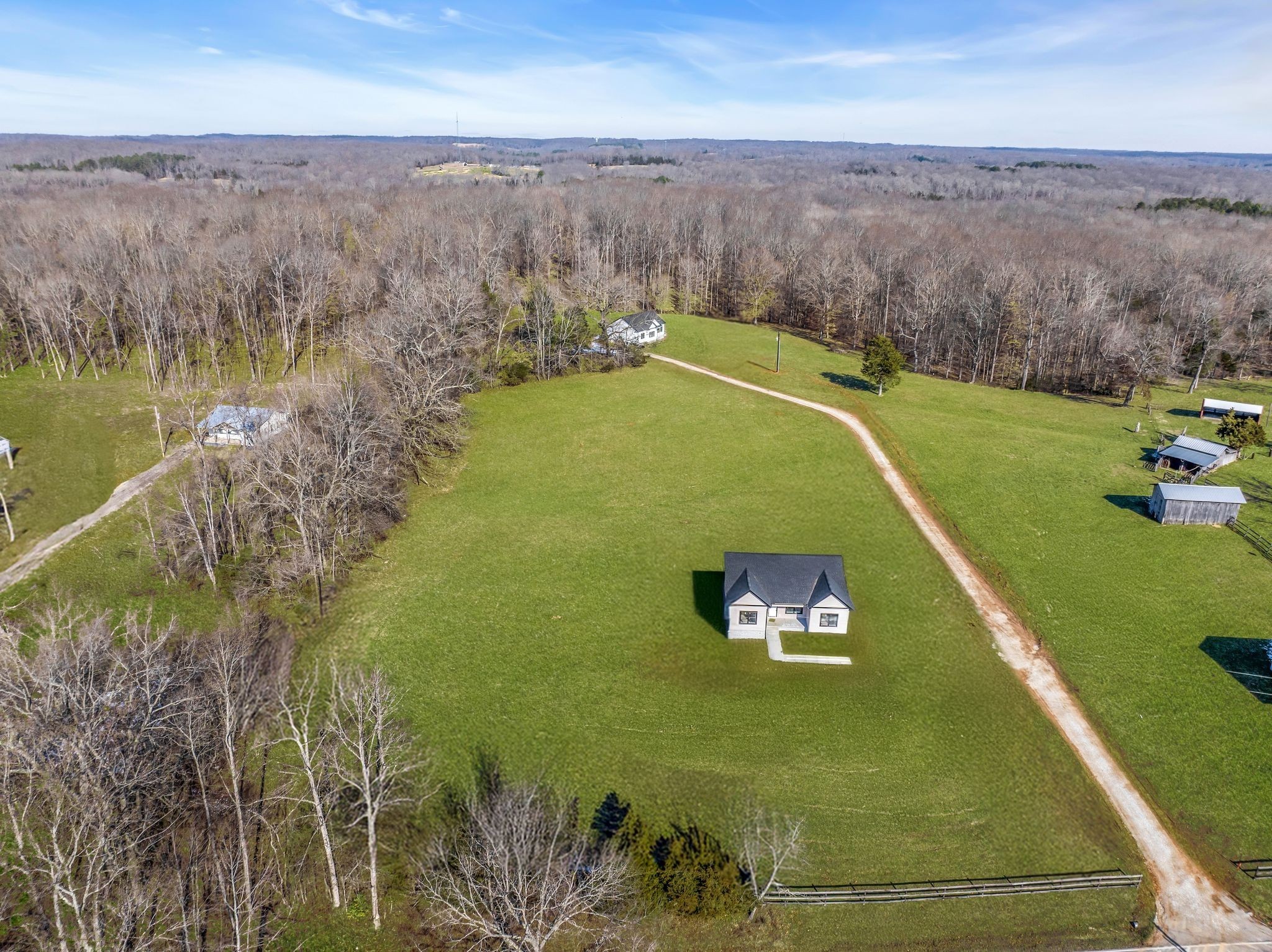 1067 Old County House Road Property Photo 1