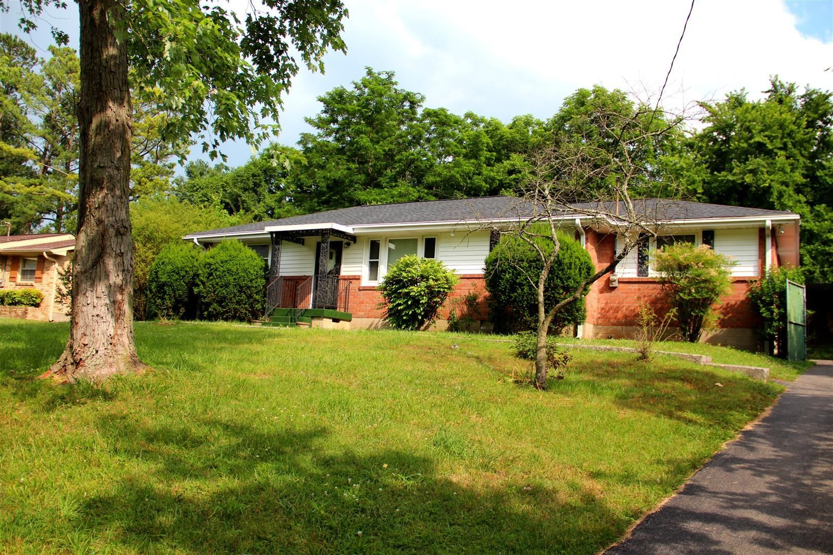 1918 Pinehurst Drive Property Photo