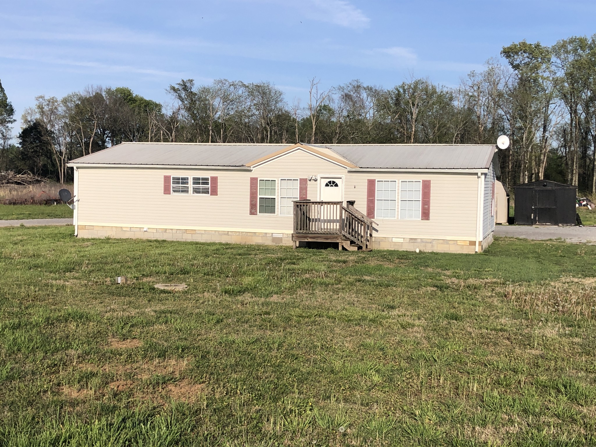 Community Elementary School Real Estate Listings Main Image