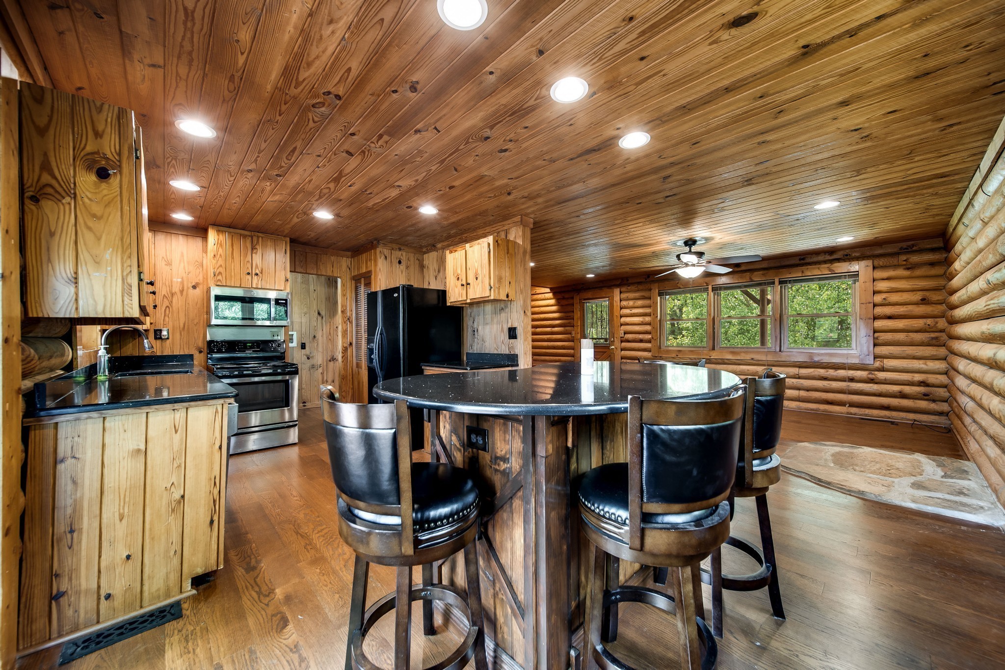 4118 Moss Rose Dr Property Photo