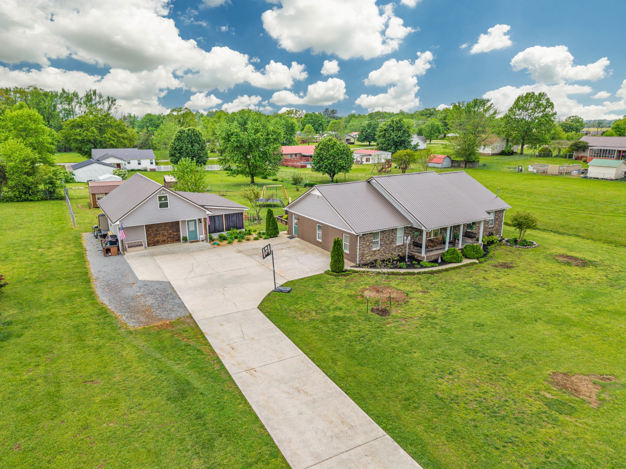 7 Julia Cir Property Photo