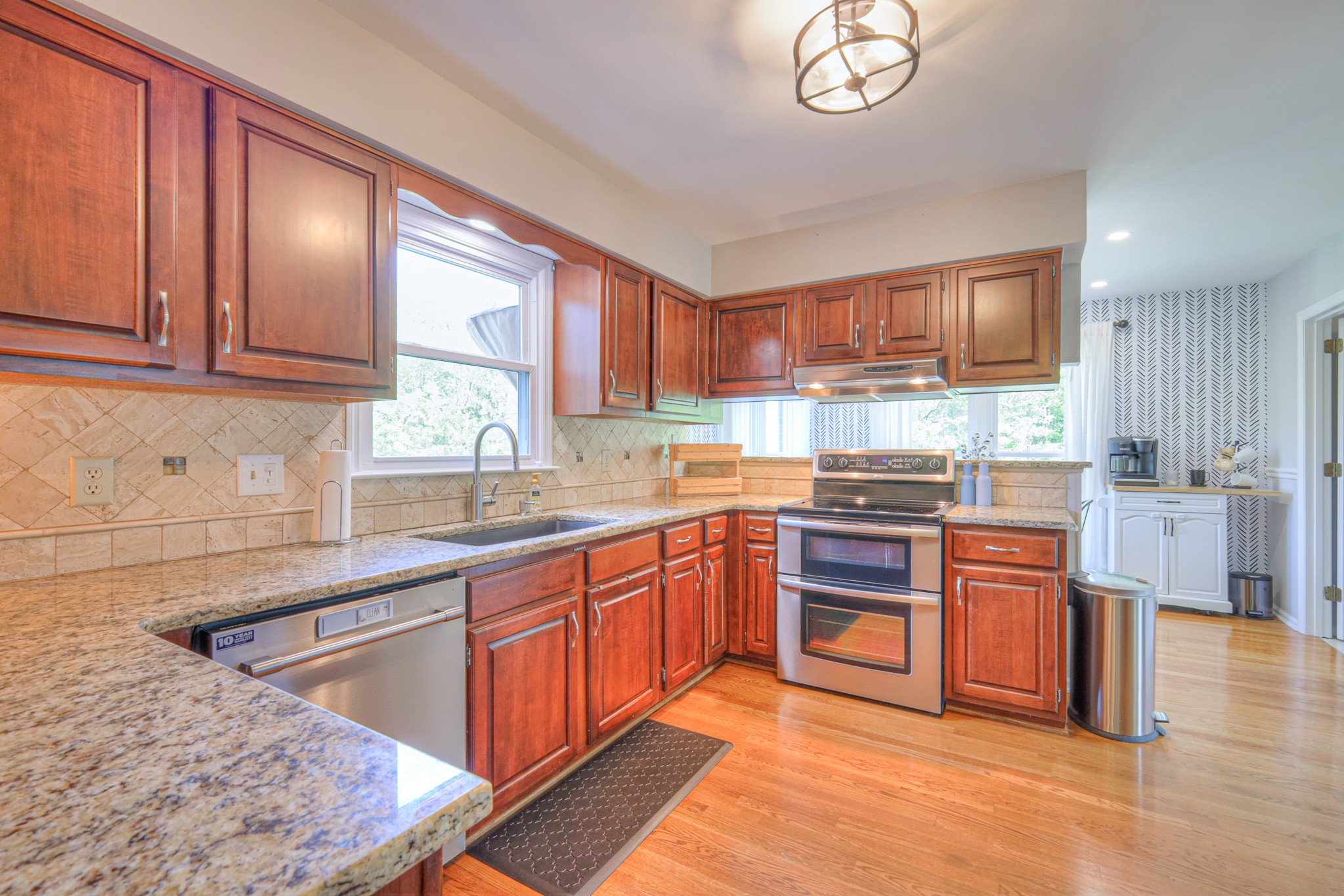 5307 E Bend Dr Property Photo 5