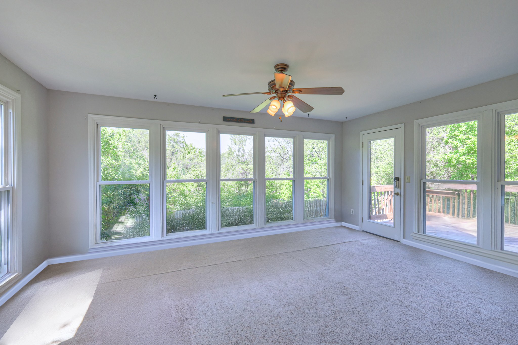5307 E Bend Dr Property Photo 9