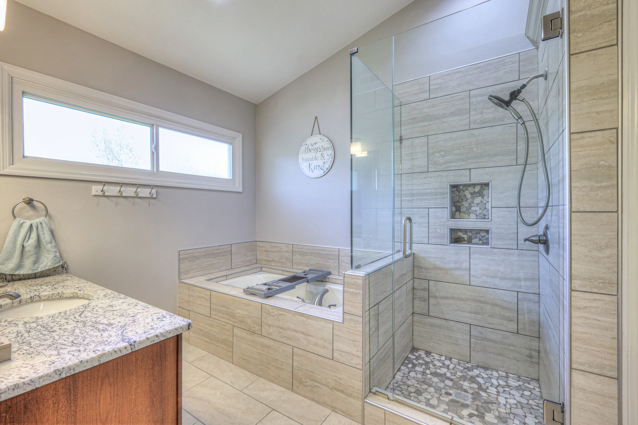 5307 E Bend Dr Property Photo 11