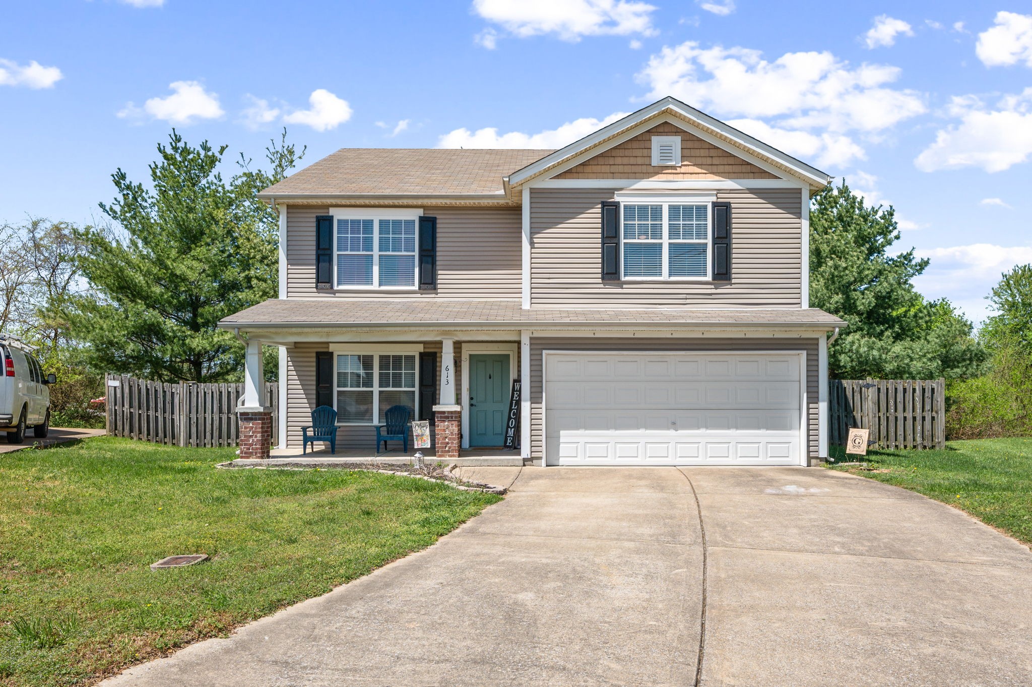 613 Blossom Hill Dr Property Photo