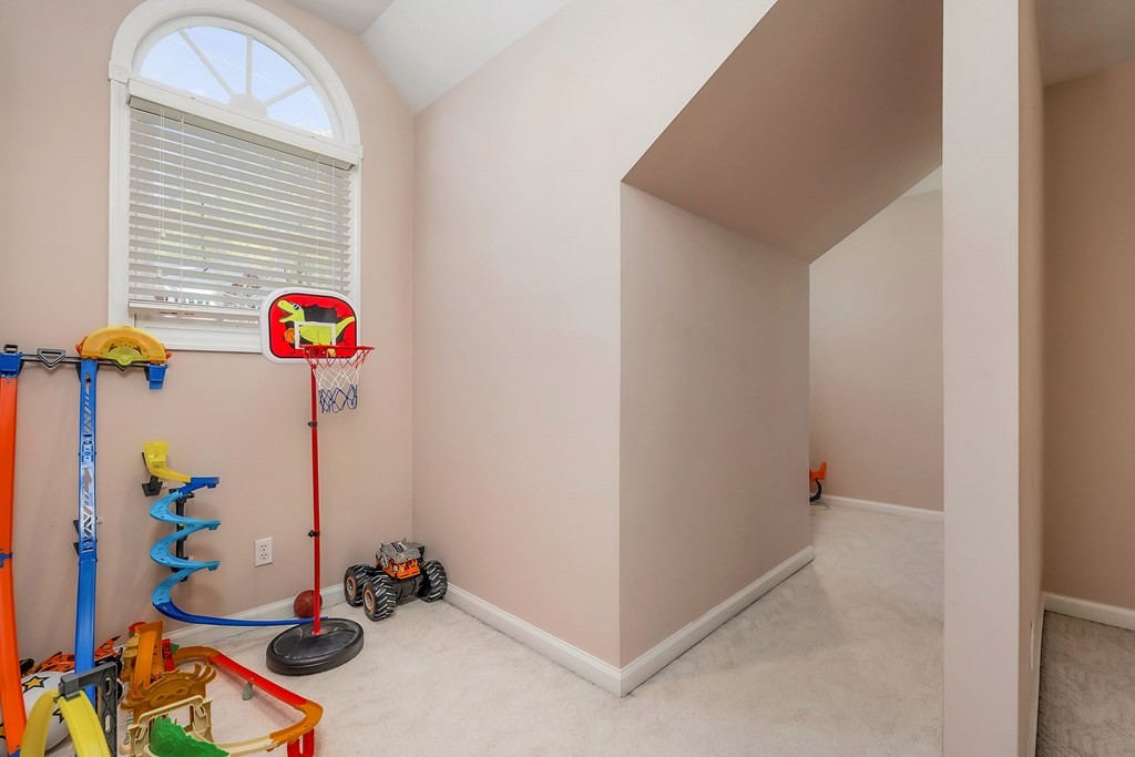 1319 N Plantation Dr Property Photo 36