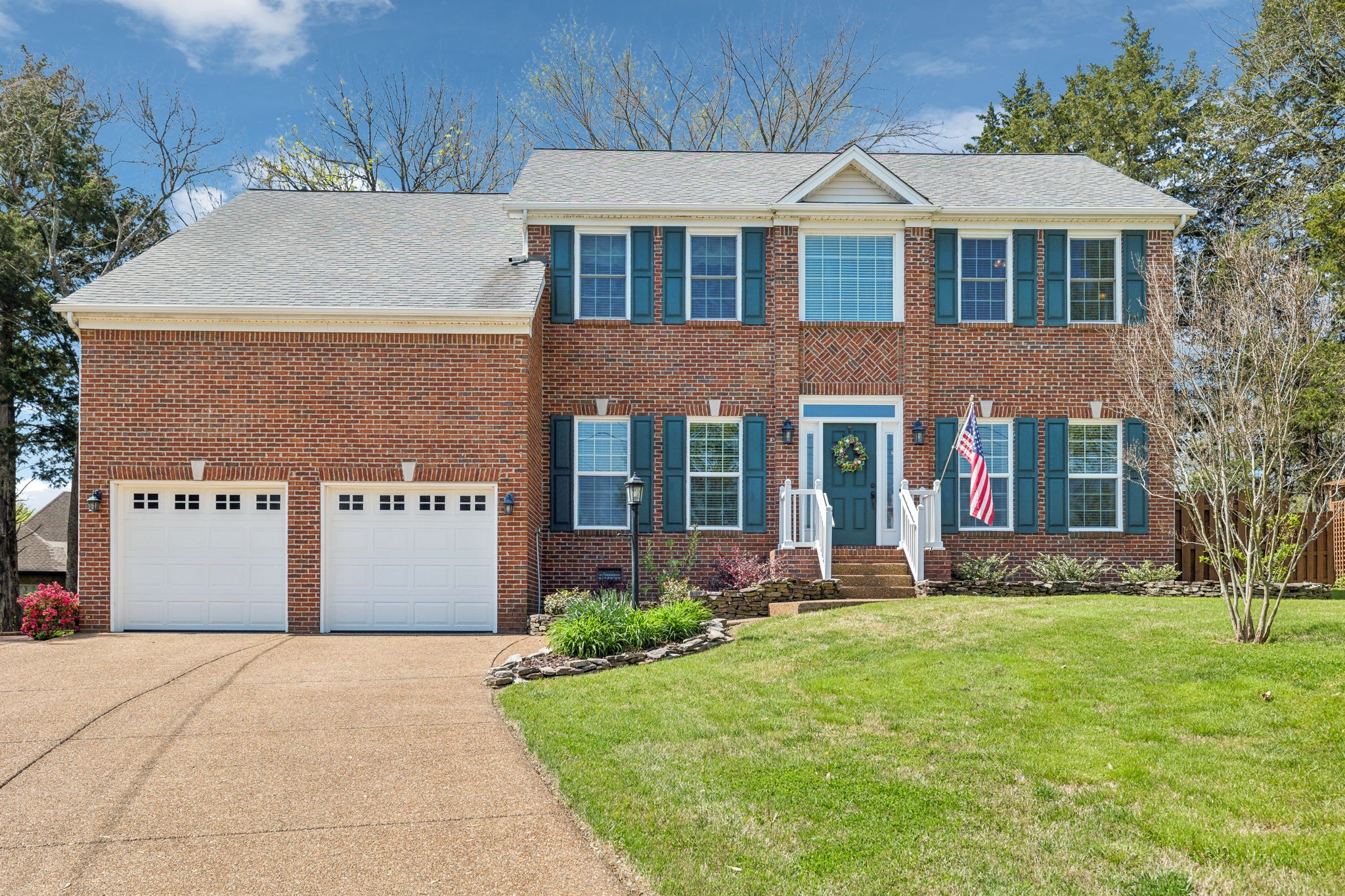 313 Walpole Ct Property Photo