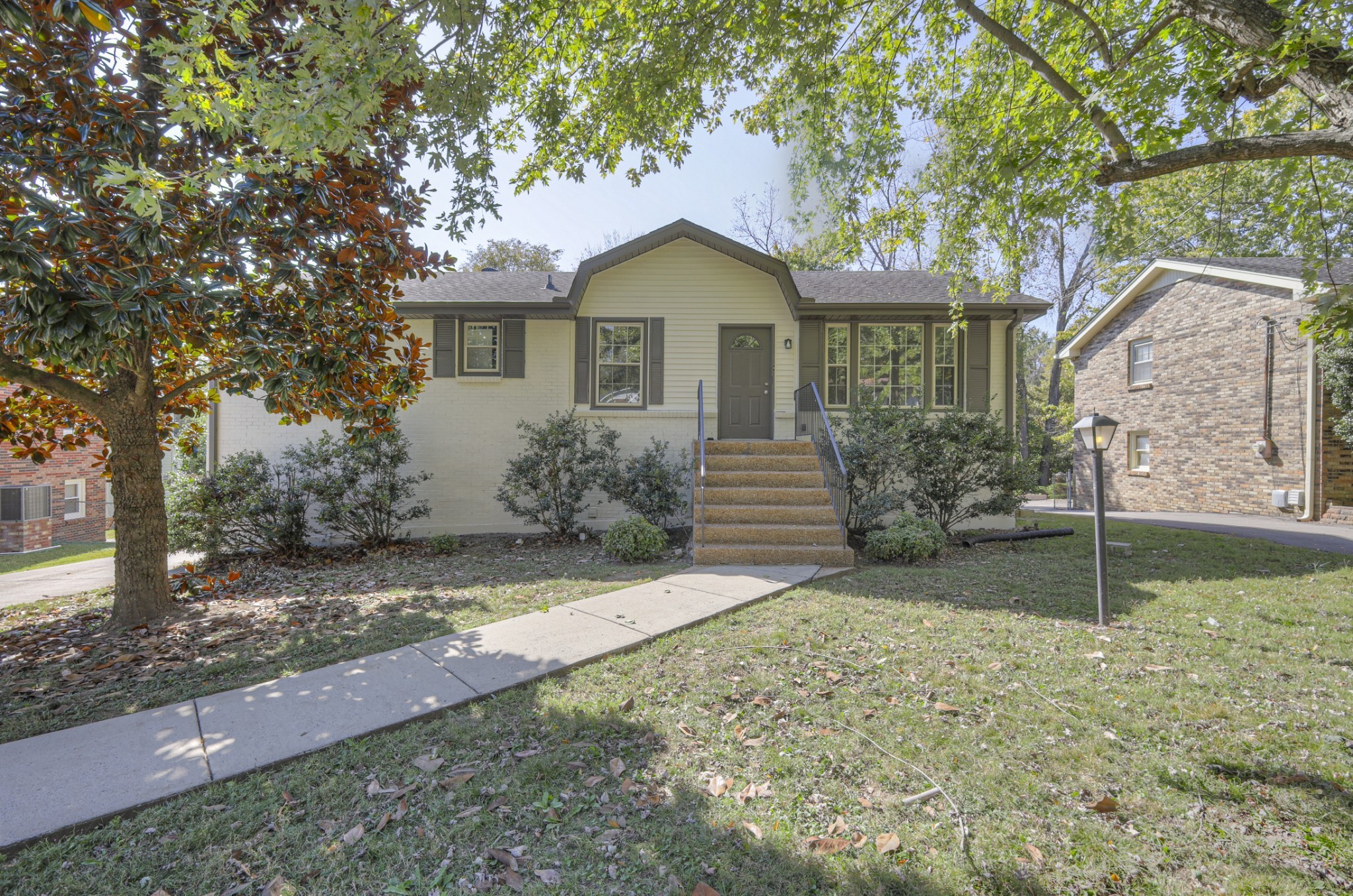 121 Lynhurst Cir Property Photo 1