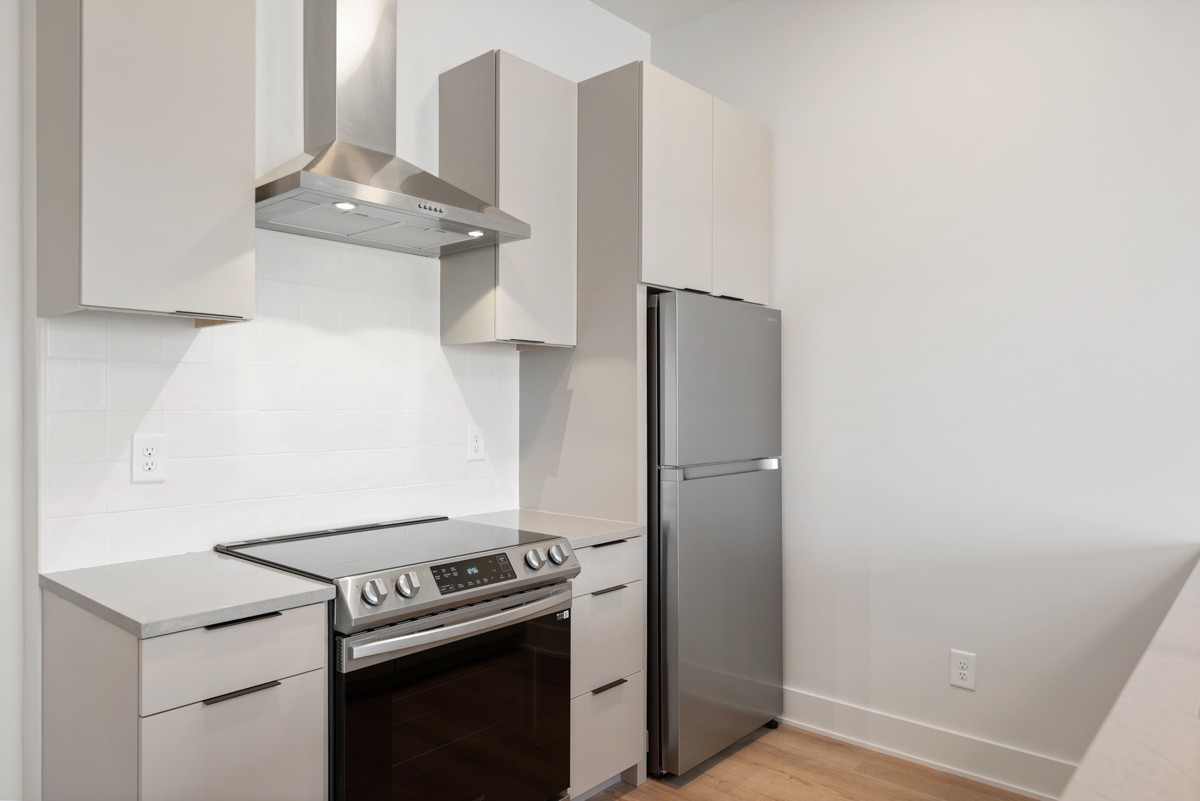 1090 Haysboro Ave Property Photo 16