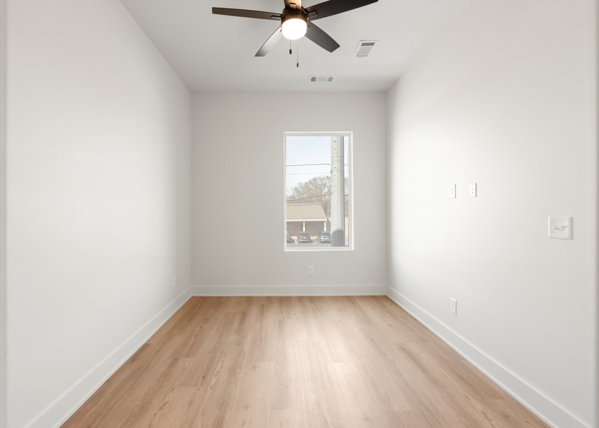 1090 Haysboro Ave Property Photo 18