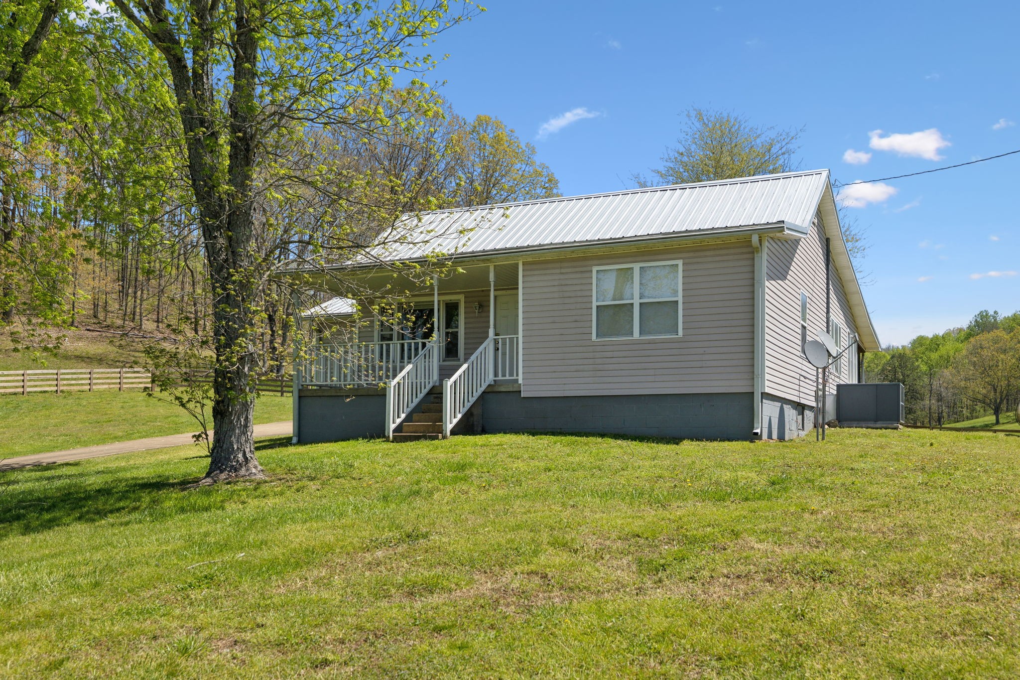 16700 Campbellsville Rd Property Photo 60