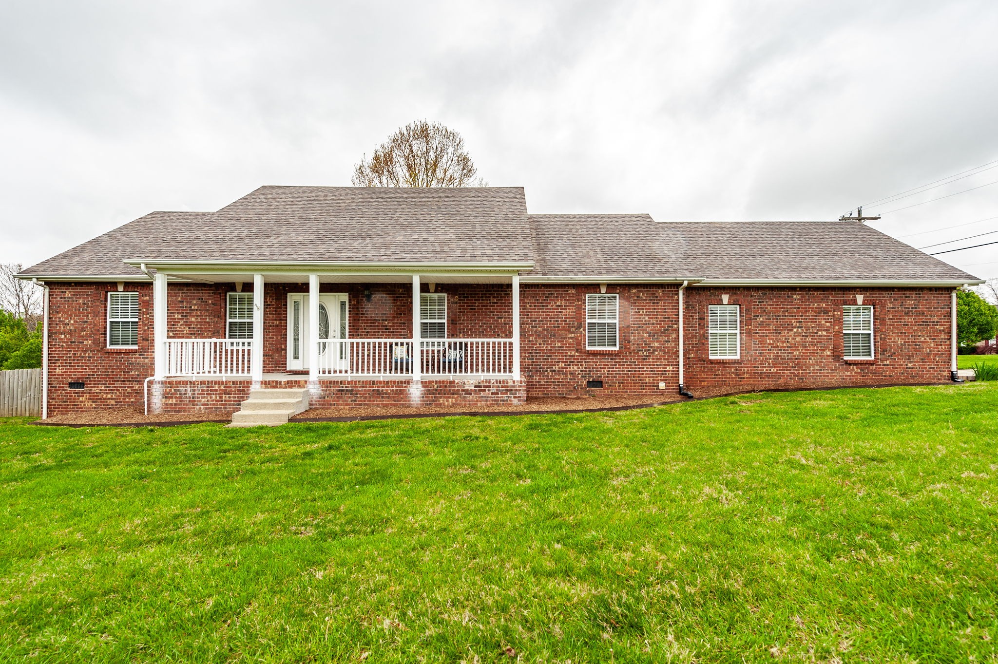 327 Arabian Ln Property Photo