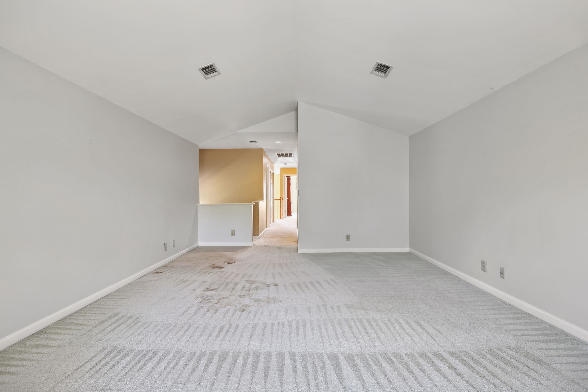 616 Copperfield Ct Property Photo 30