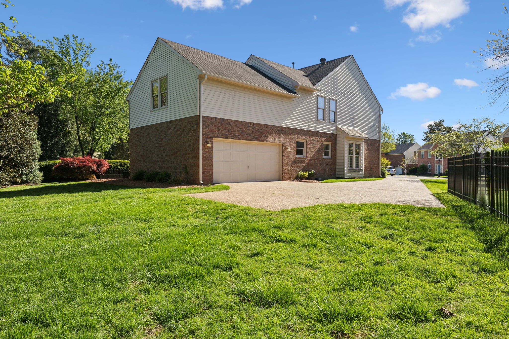 616 Copperfield Ct Property Photo 45