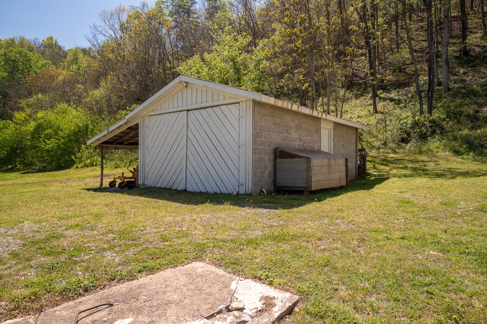 491 Long Branch Rd Property Photo 38