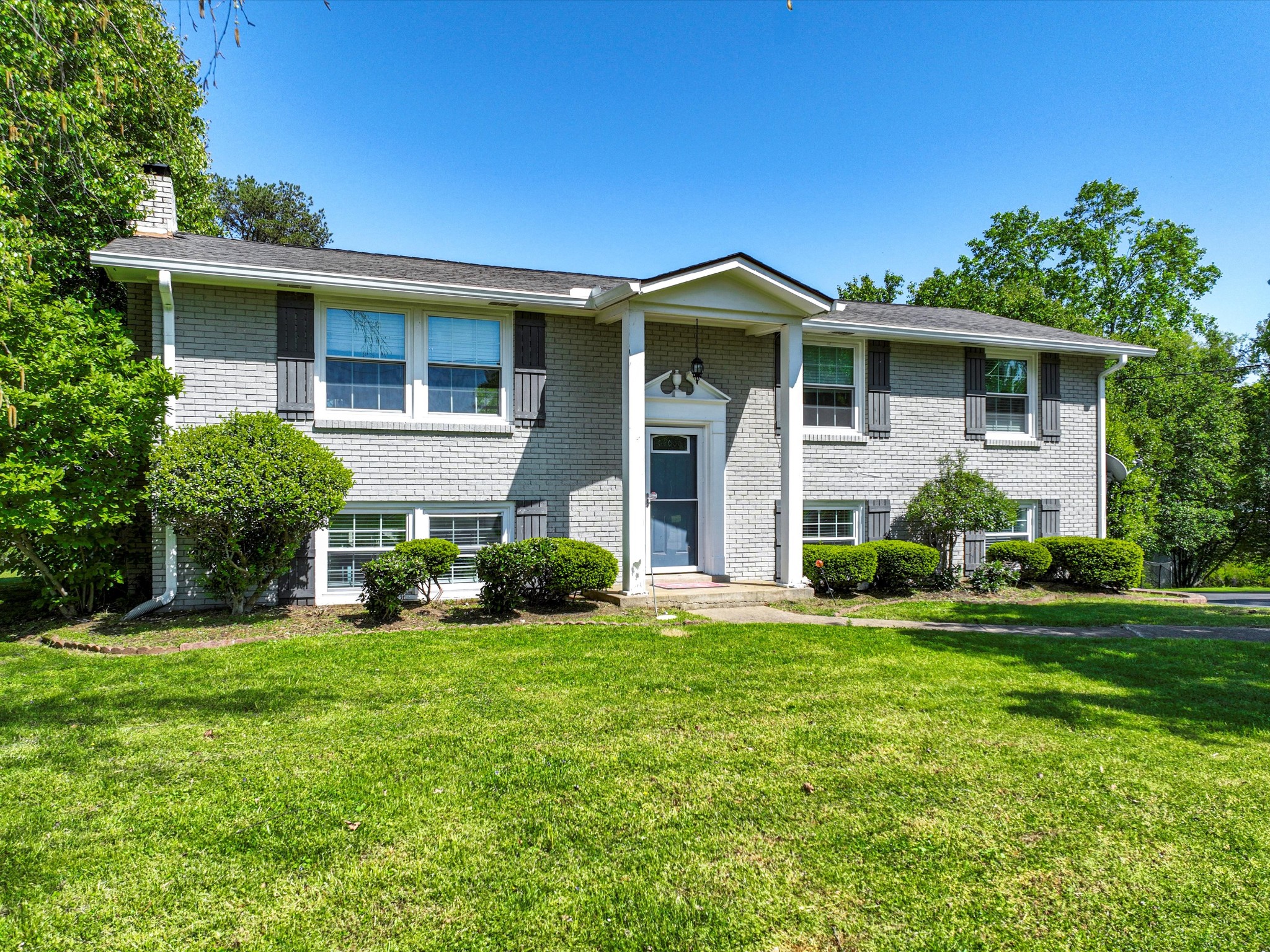 605 Des Moines Dr Property Photo 3