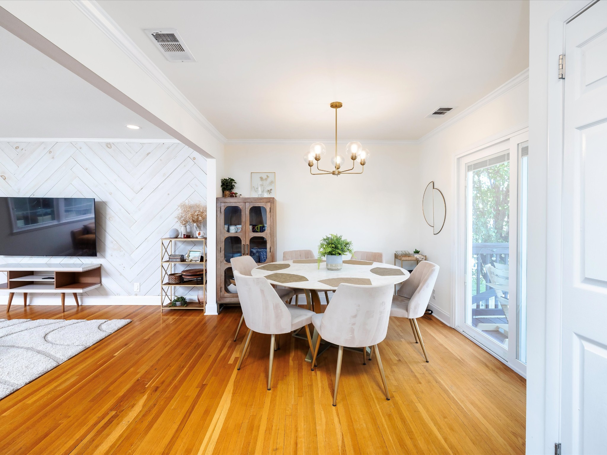 605 Des Moines Dr Property Photo 11