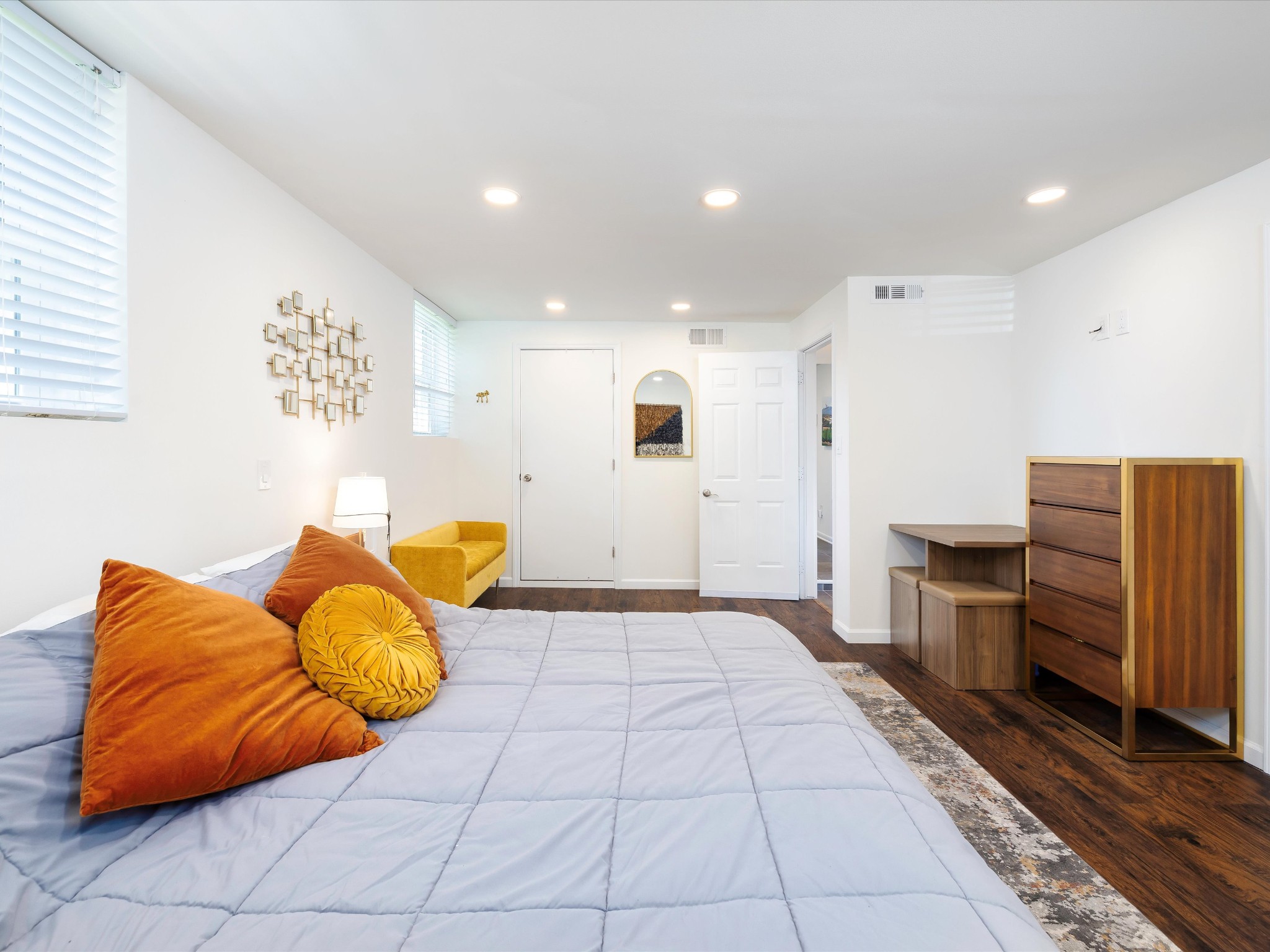 605 Des Moines Dr Property Photo 29