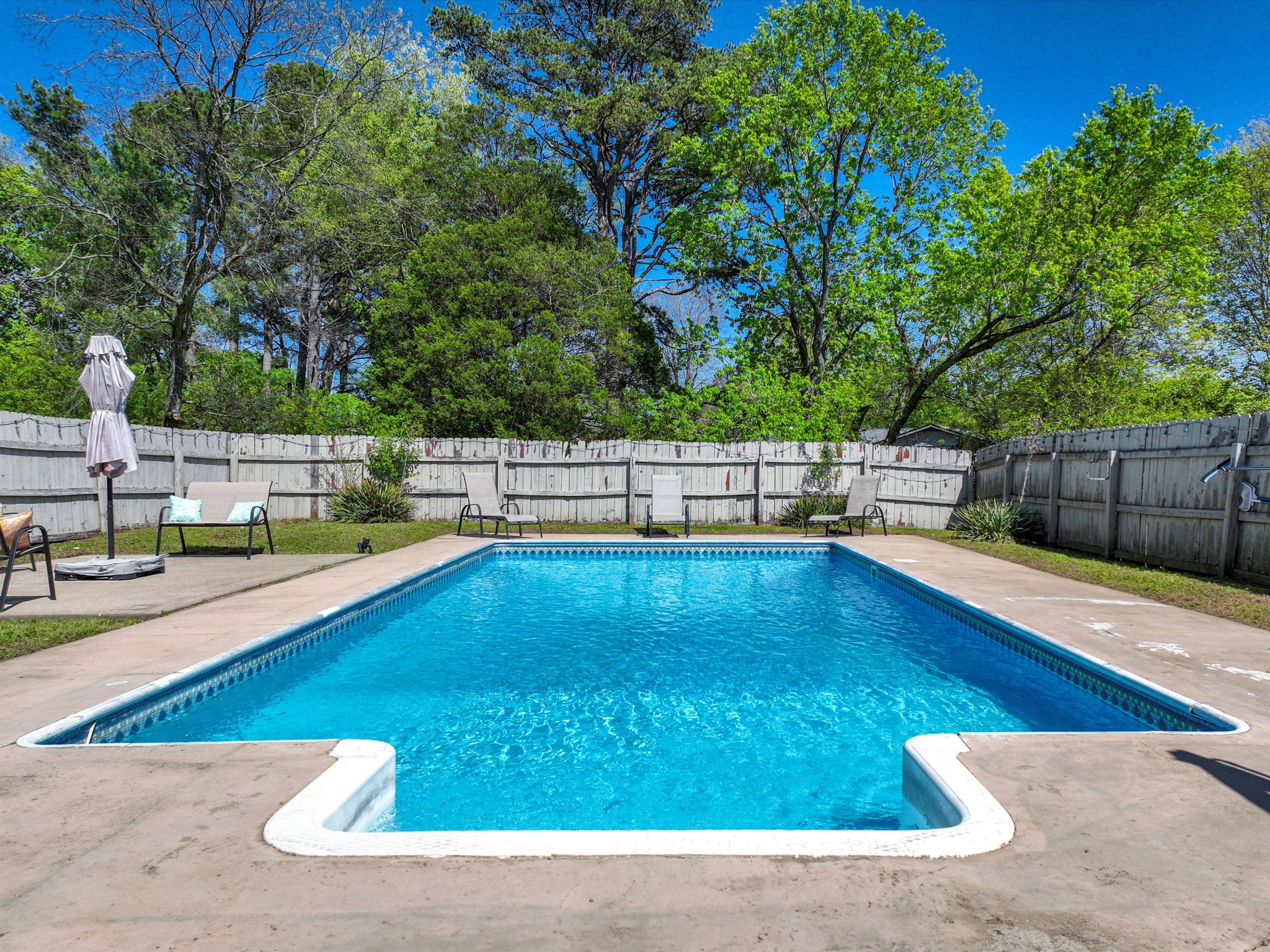 605 Des Moines Dr Property Photo 37