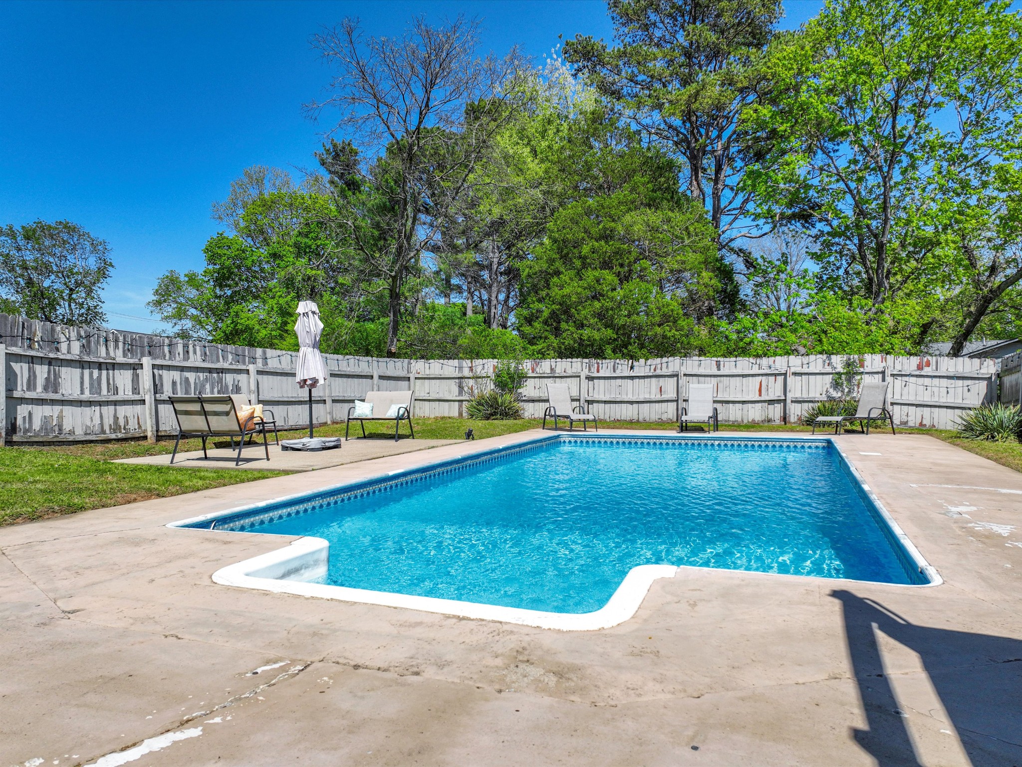 605 Des Moines Dr Property Photo 38