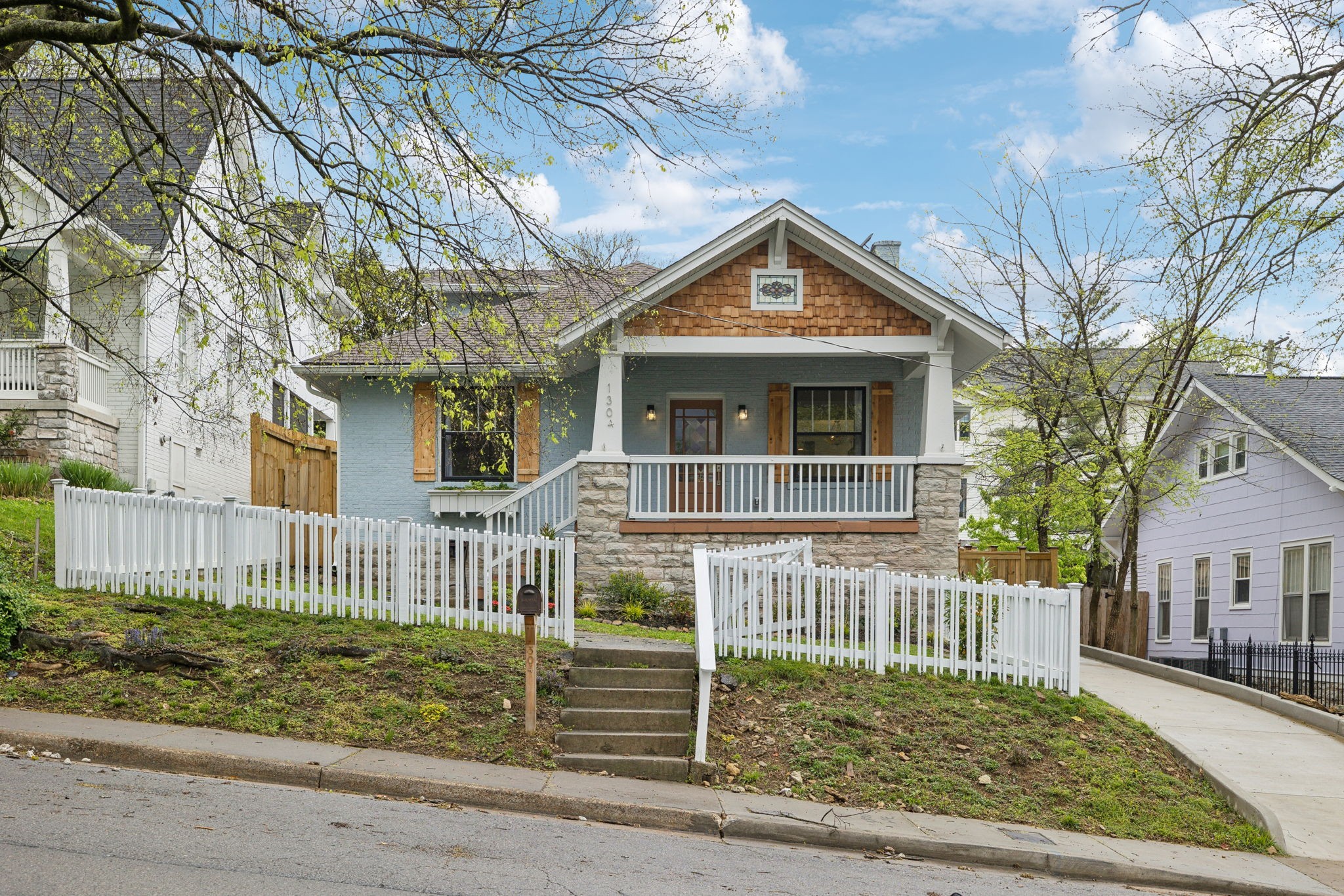 1304 Ashwood Ave Property Photo
