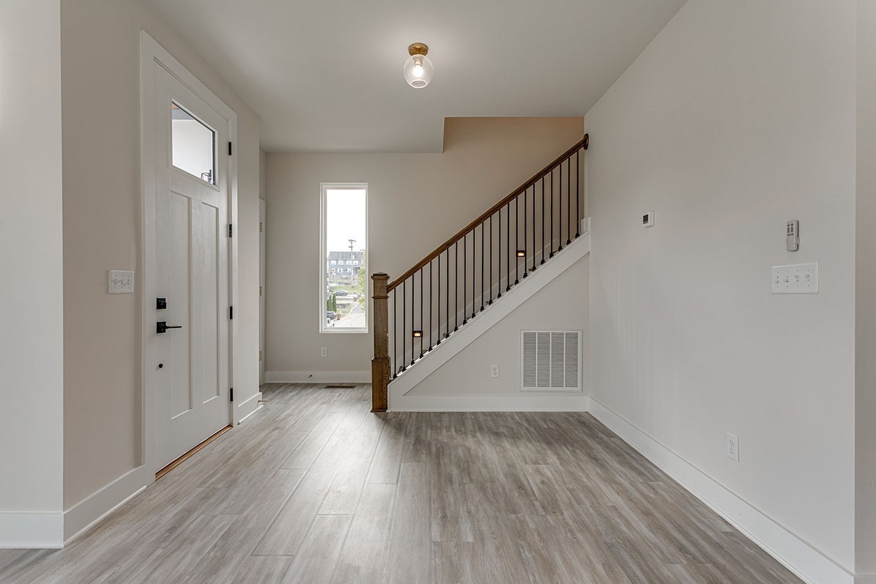1715 Kellow St Property Photo 3