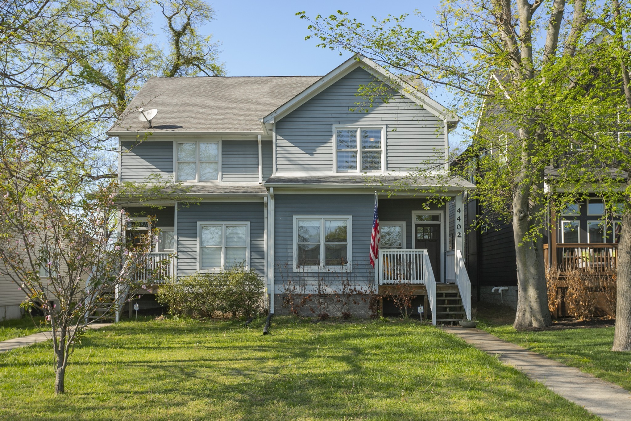 4402 Delaware Ave Property Photo
