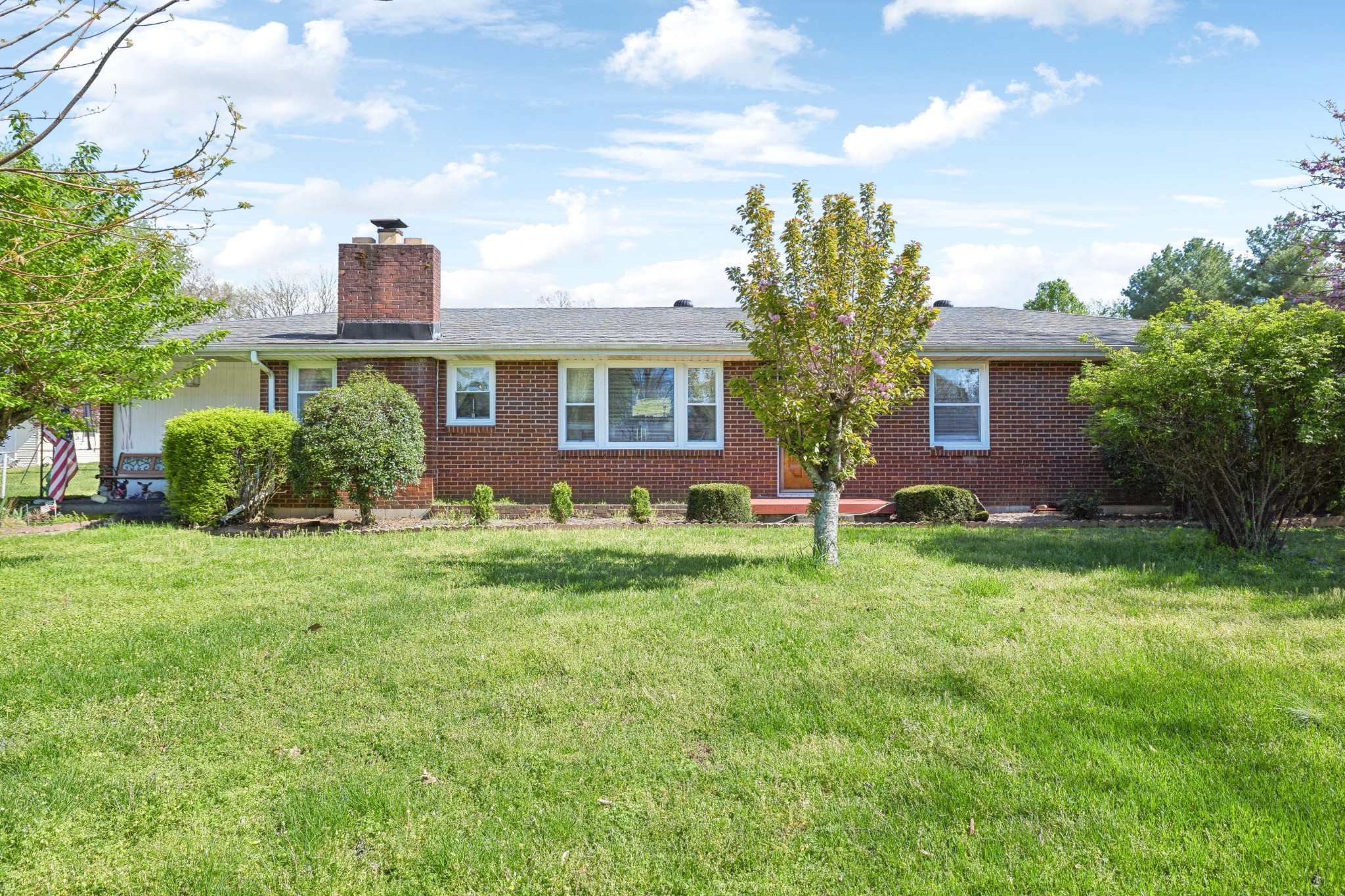 Dupont Elementary Real Estate Listings Main Image