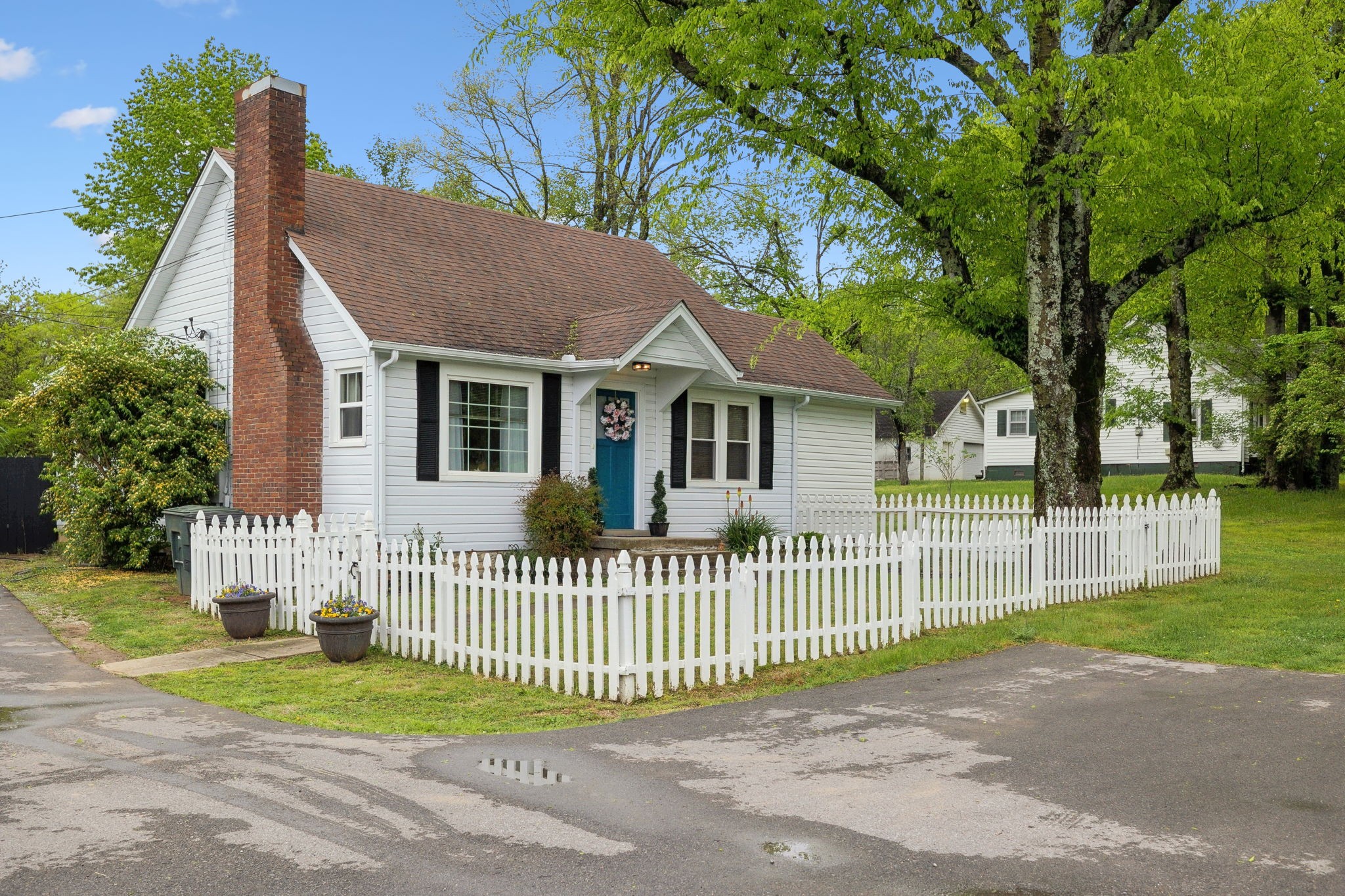 4267 Central Pike Property Photo 1