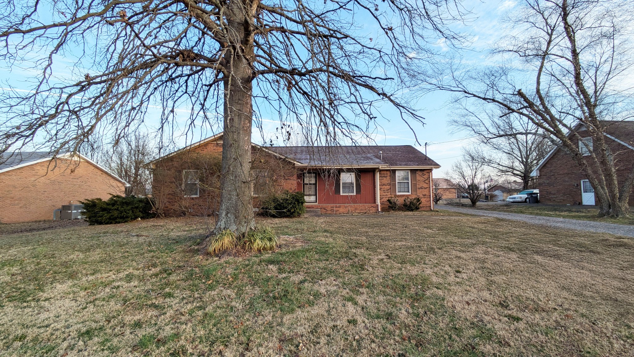 329 Cunningham Ln Property Photo