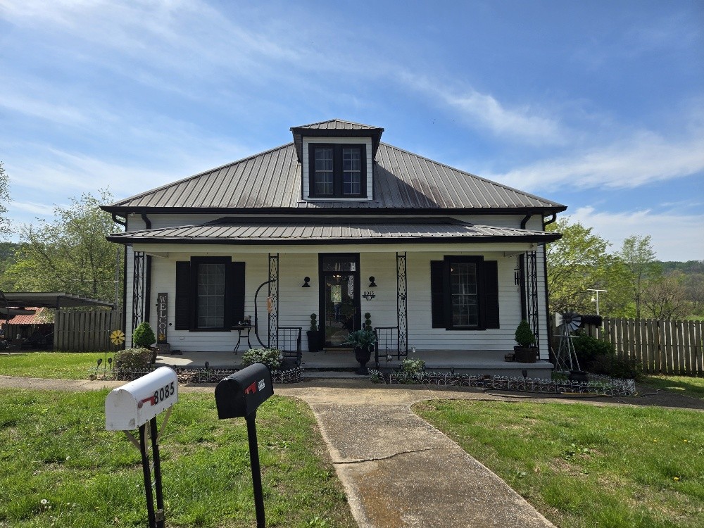8085 Beech Hill Rd Property Photo