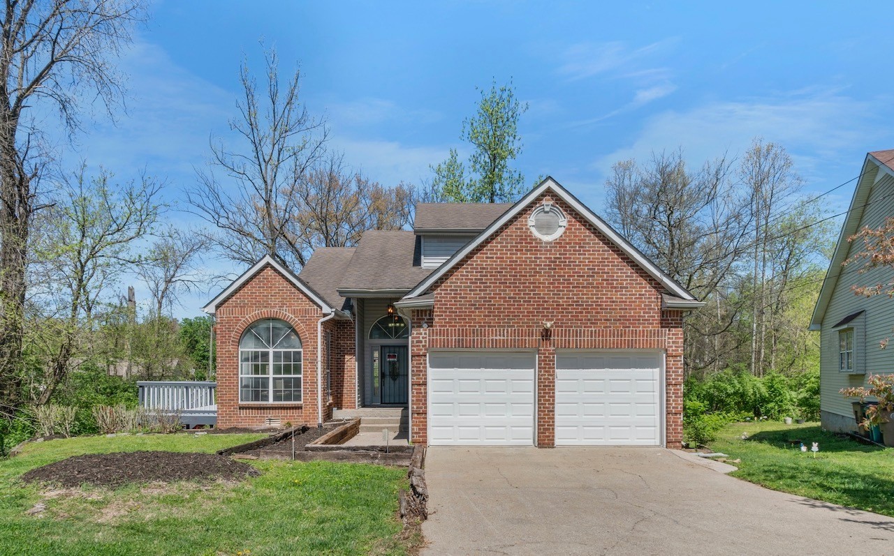 517 Eversholt Ct Property Photo