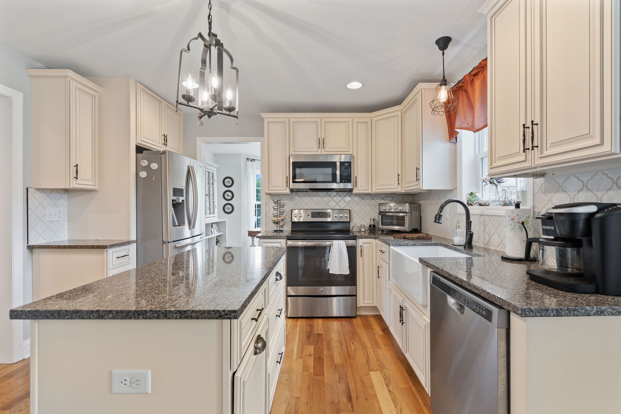 3537 Baggett Rd Property Photo 8
