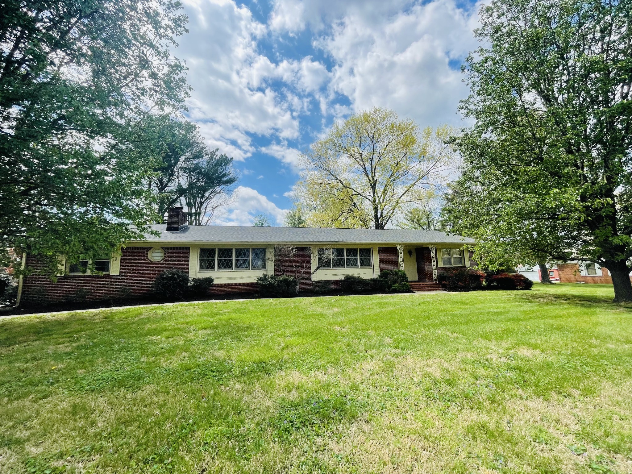 Decherd Elementary Real Estate Listings Main Image