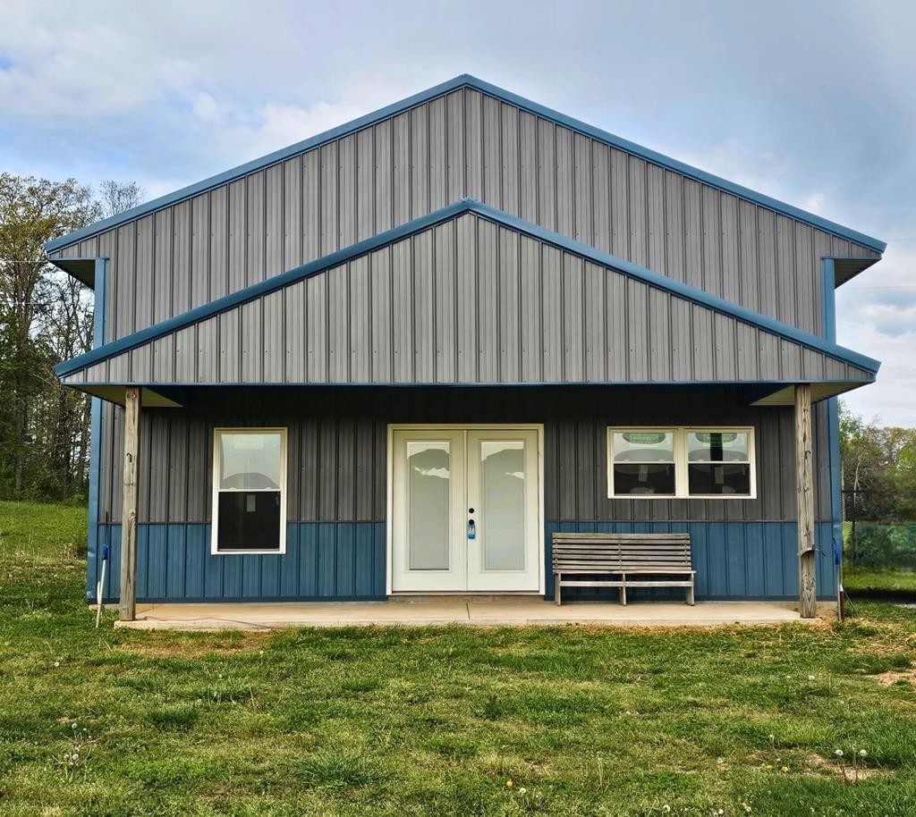 6101 Big Bottom Rd Property Photo
